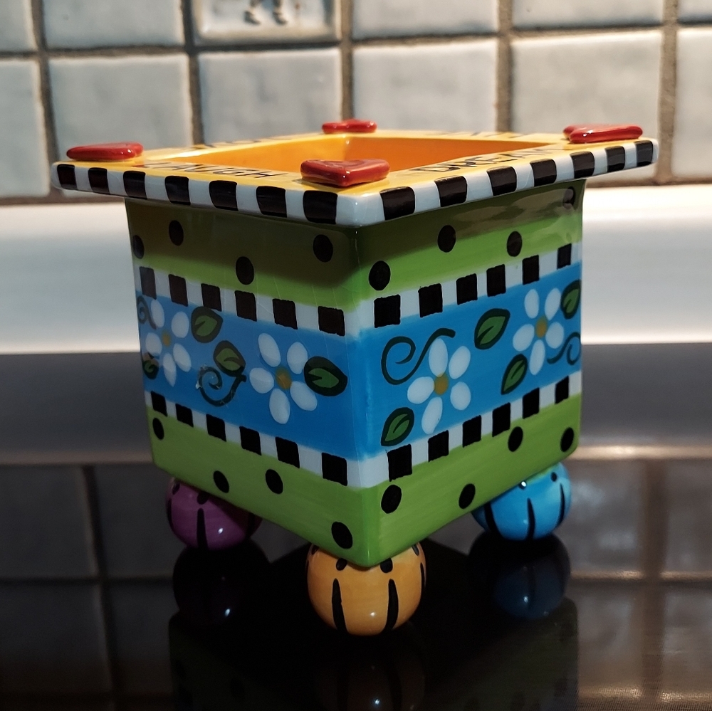 Csara flower pot 2004 Bird Brain Designs